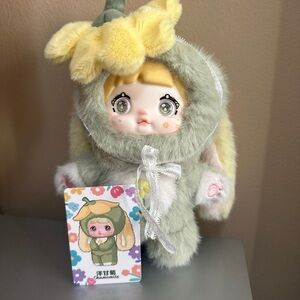 Nommi Garden Rabbit Series